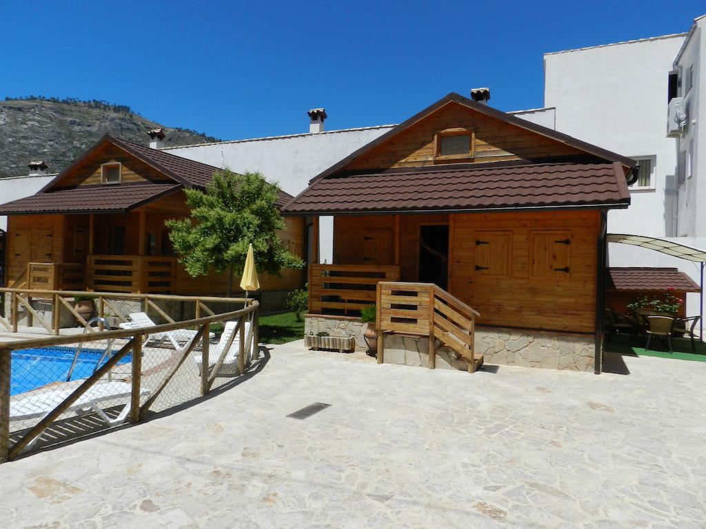 Cabanas De Madera El Rinconcillo Arroyo Frío Chambre photo